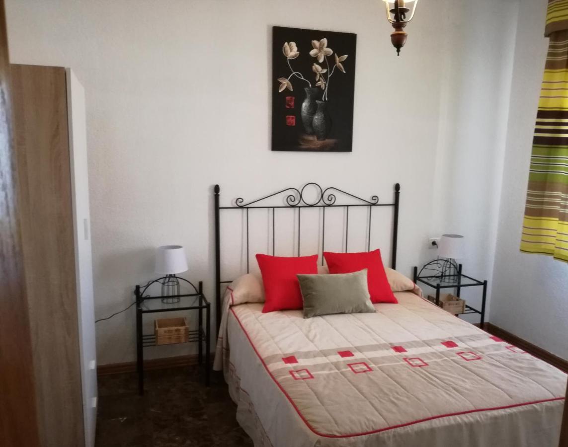 Alojamiento Romina Apartamento Villanueva Del Arzobispo Exterior foto