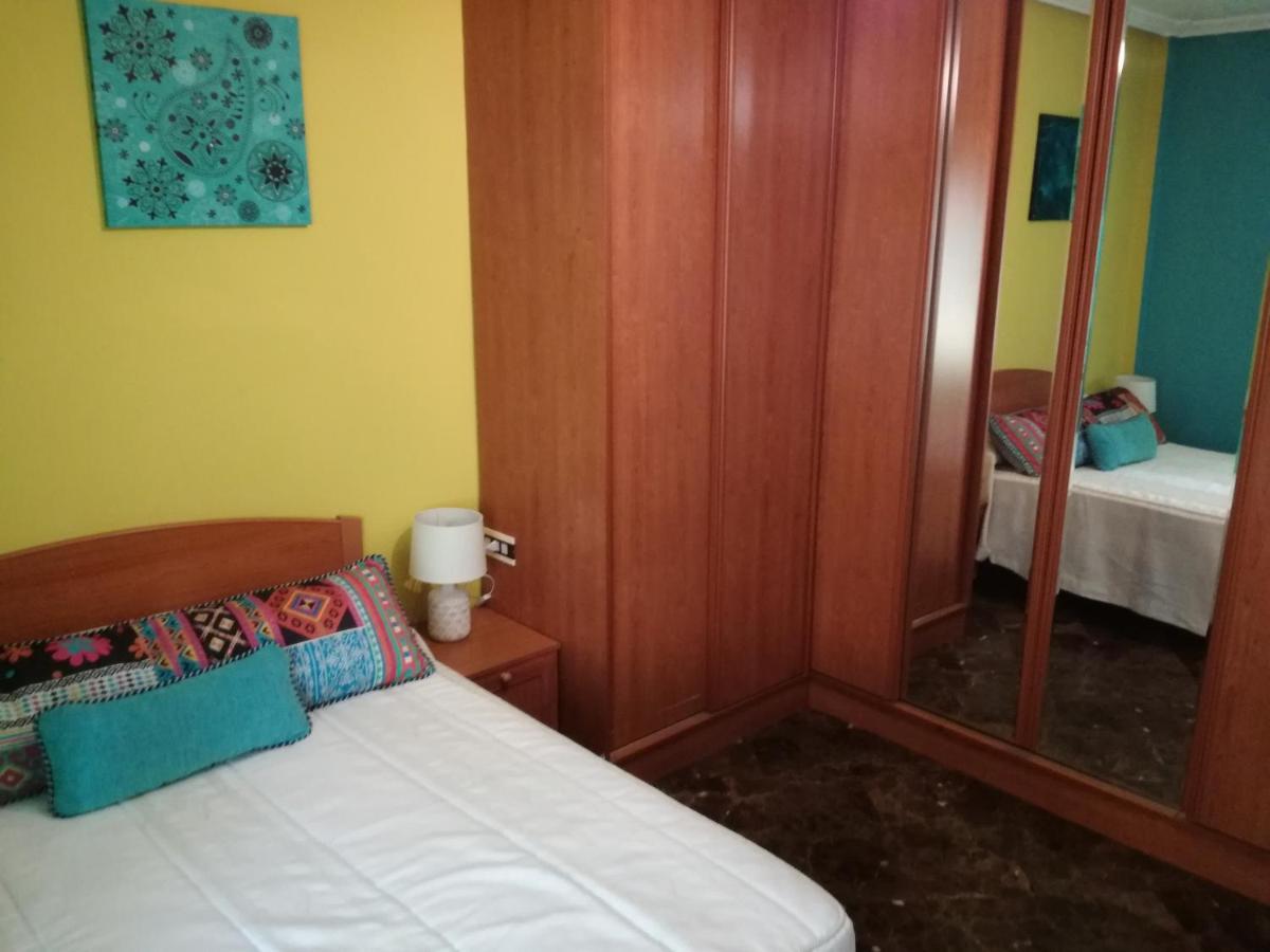 Alojamiento Romina Apartamento Villanueva Del Arzobispo Exterior foto