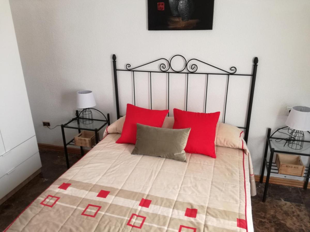 Alojamiento Romina Apartamento Villanueva Del Arzobispo Exterior foto