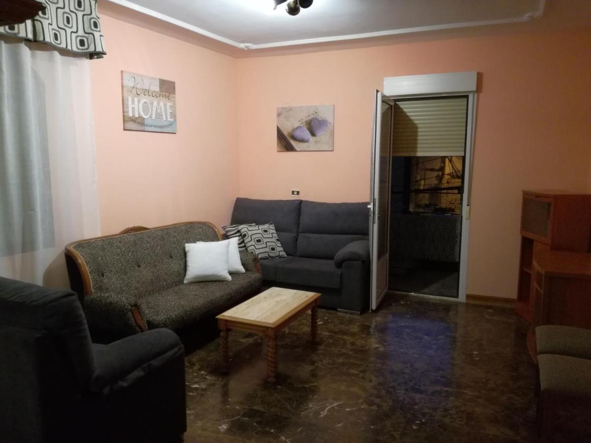 Alojamiento Romina Apartamento Villanueva Del Arzobispo Exterior foto