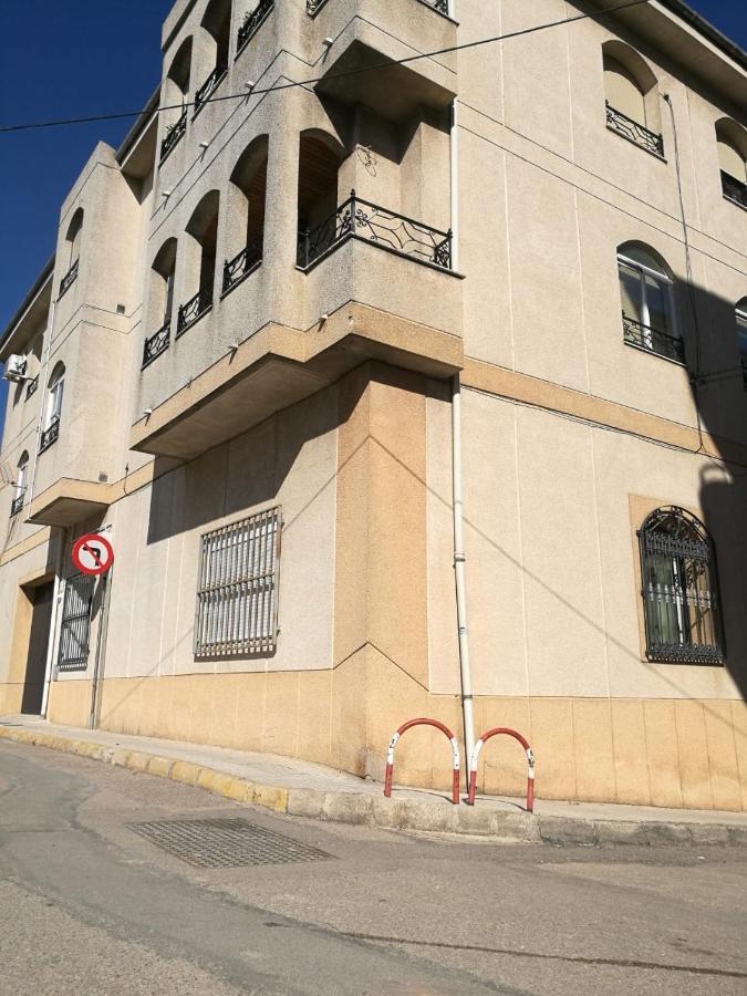 Alojamiento Romina Apartamento Villanueva Del Arzobispo Exterior foto
